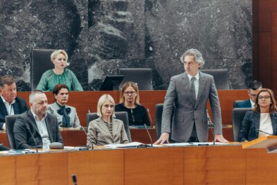 Golobov medijski cunami: Menjava na vrhu Siol.net