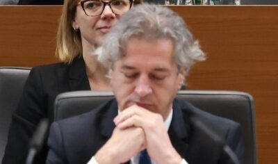 Preberite, kaj je Golobu o političnih pritiskih napisal Lindav