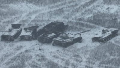 Kopičenje ruskih vojakov in letal. Se bo vpletla Kitajska? Srbski ne Mig-29