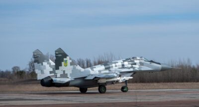 Ruski premik Migov-31K, padel še en Su-25, v Bahmutu se Ukrajinci še borijo
