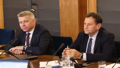 Golobova razgradnja države