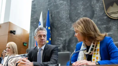 Zakaj Golob na zaupa pravosodja SD Tanje Fajon?
