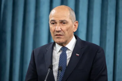 Janša: Čas je za interpelacijo celotne vlade