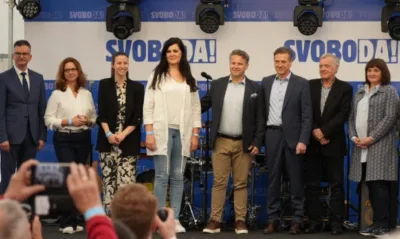 Iz vlade le razkrili CV Vesela, v DZ vztrajajo, da je zasebno