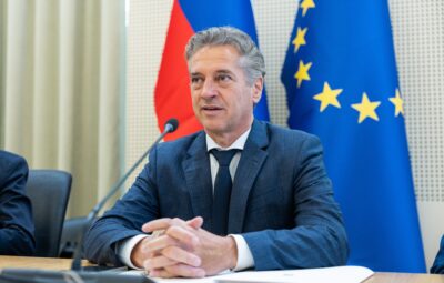 Za Svobodo so zapleti s komisarjem dokaz, da nas v EU cenijo in spoštujejo, delo pa ovira opozicija