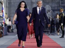 Vrhovno sodišče ali volilni štab Levice? Tina Brecelj z vrhovnega sodišča v kandidaturo za Levico