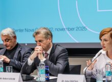 Vladajoči bodo s samomori znova poskusili po volitvah, ker gre za "intimna vprašanja"