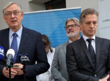 Vlada daje 1,5 milijona letalski družbi, znani po Türkovih prevozih Palestincev v Sočo