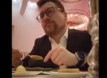 Nov posnetek: Tako Telekom in podjetja politikom plačujejo medije